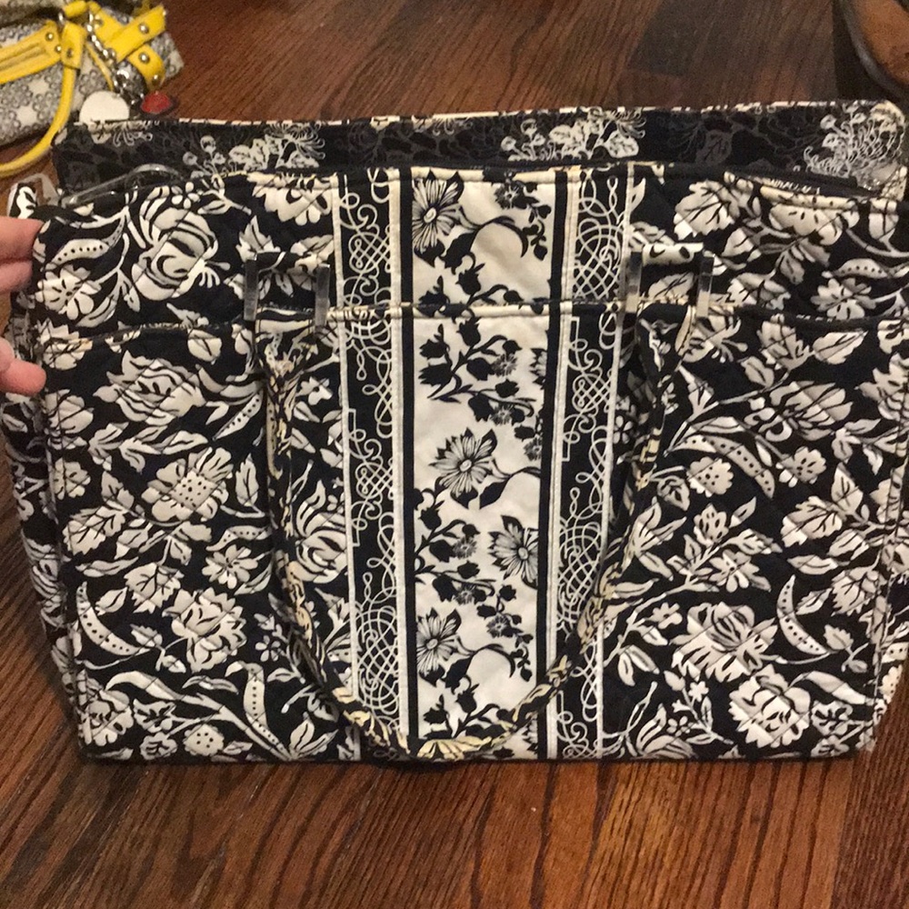 Laptop carrier for 13in laptop